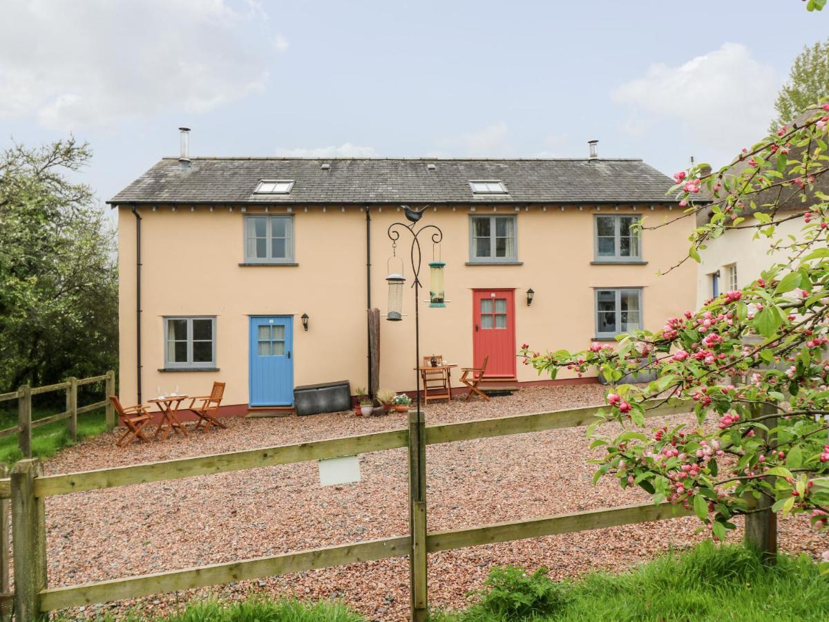 Apple Cottage, CREDITON Esterno foto